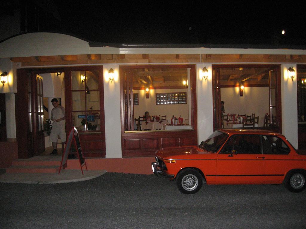 Pannon Panzio Restaurant Hotel Pannonhalma Exterior foto